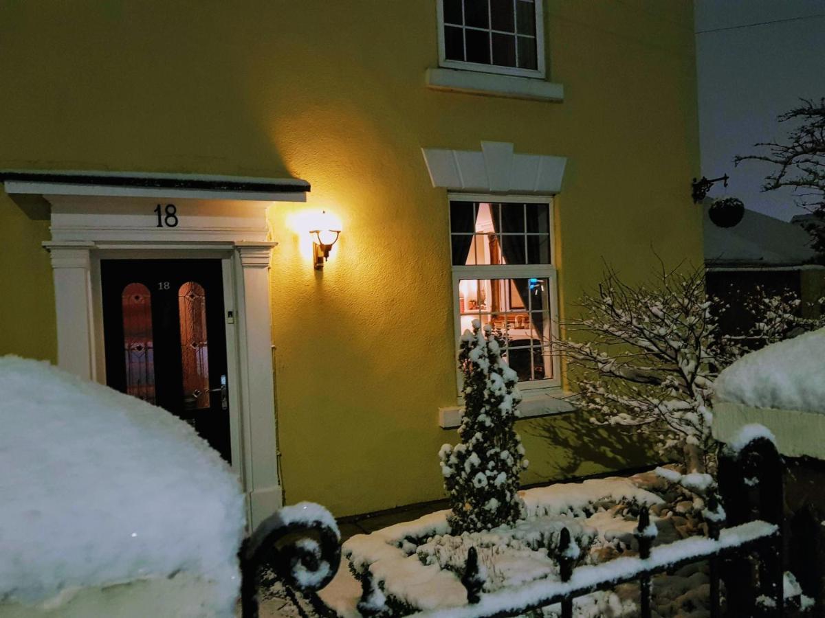 The Hanging Gate Coach House 텔퍼드 외부 사진