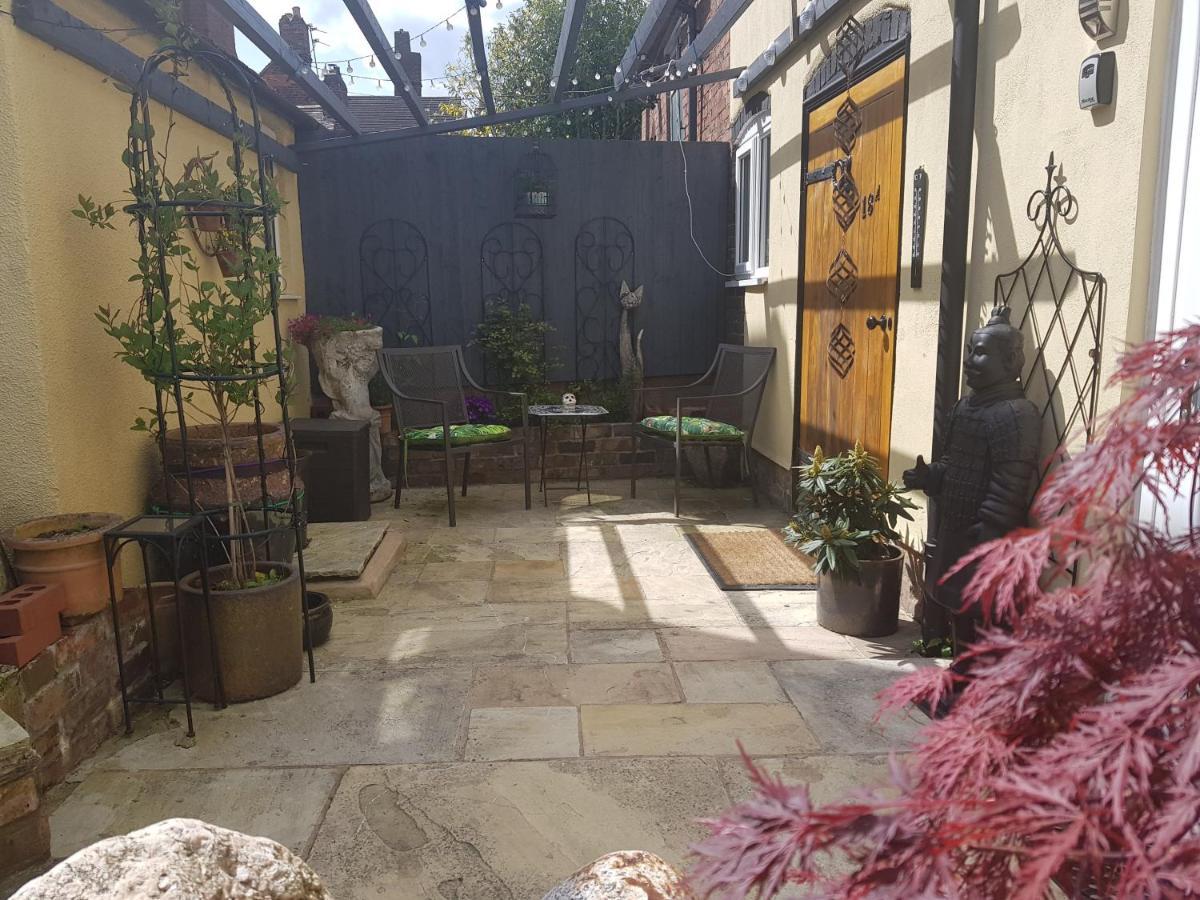 The Hanging Gate Coach House 텔퍼드 외부 사진